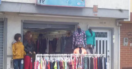SHOPPING FASHION SHOPPING FASHION